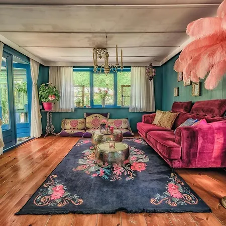 Fairytale House - Enchanted Getaway In Bospark * Hattemerbroek
